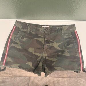 Sundry Camouflage Shorts Sz 28
